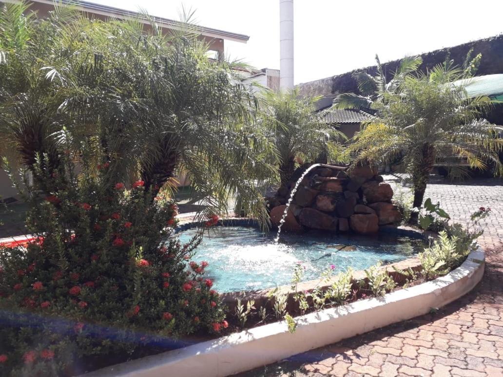 Ville Park Hotel Оуриньос Екстериор снимка