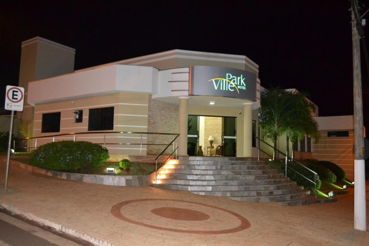Ville Park Hotel Оуриньос Екстериор снимка